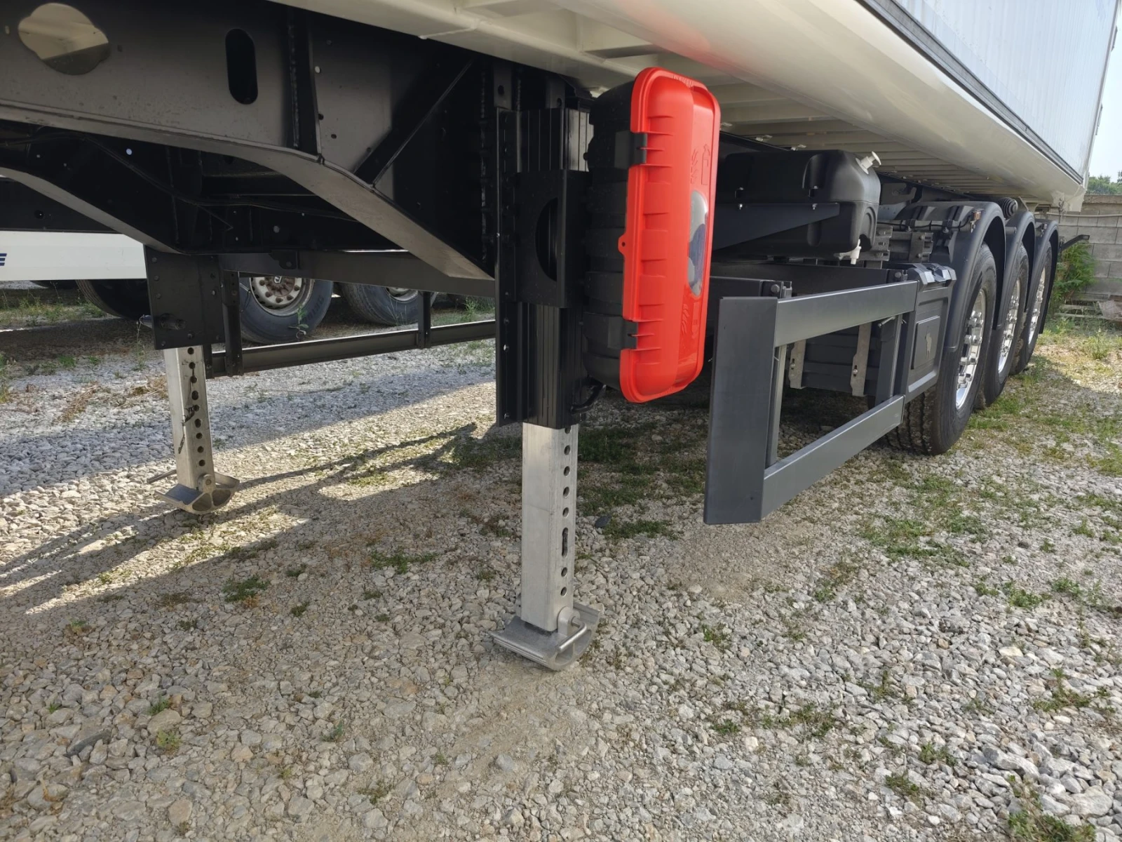 ����������� Schmitz SCB* S3D | Mobile.bg � ����������� 5