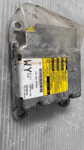     Airbag  /  /  a Toyota Yaris - 220749-105 / 89170-0D480