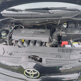 Toyota Corolla verso, снимка 8