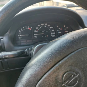 Opel Astra - 999 € / 1953.87 лв. - 67807260 3