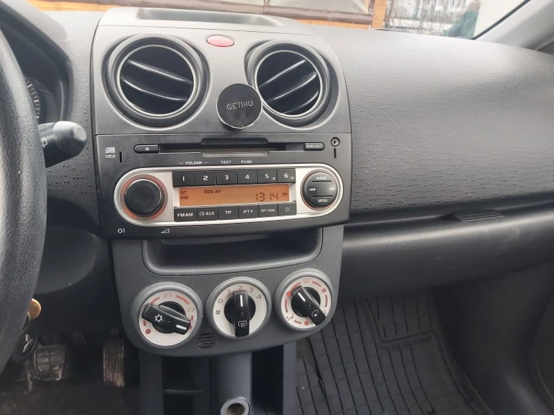 Mitsubishi Colt 1.1i klima 75, снимка 6 - Автомобили и джипове - 47357235