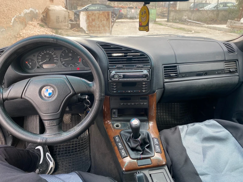 BMW 320 Cabrio, снимка 7 - Автомобили и джипове - 47079879