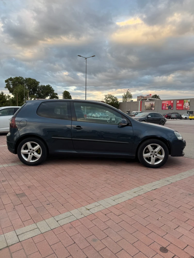 VW Golf 1.9tdi, снимка 3 - Автомобили и джипове - 47331250