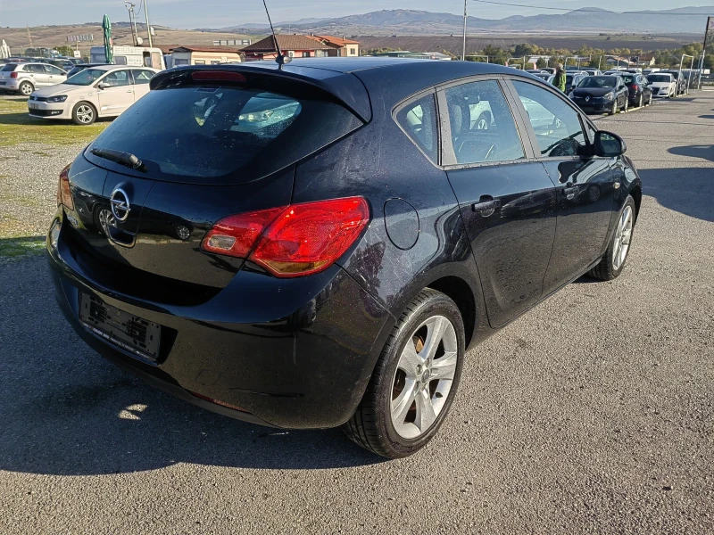 Opel Astra 1.4 i, снимка 5 - Автомобили и джипове - 47660960