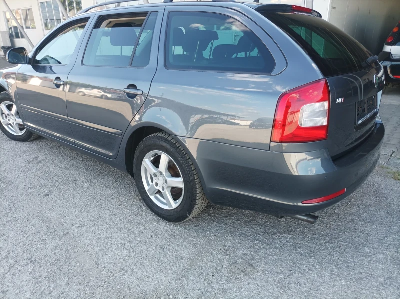 Skoda Octavia 1.6MPI 102 коня, снимка 4 - Автомобили и джипове - 47763686