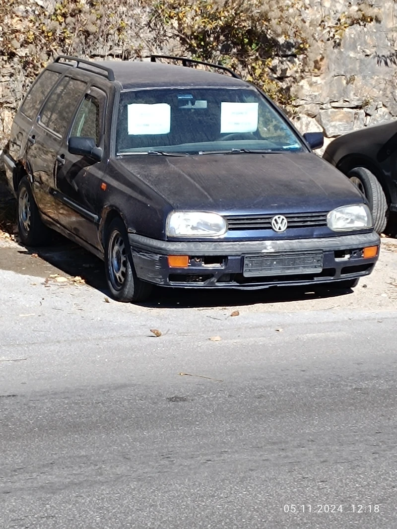 VW Golf, снимка 2 - Автомобили и джипове - 47859591