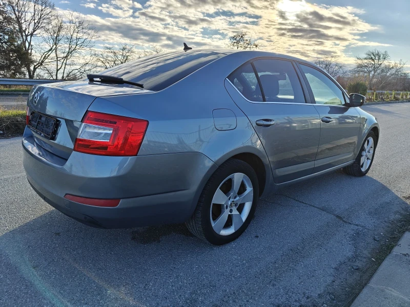 Skoda Octavia 2.0 TDI-150кс DSG Автоматик, снимка 4 - Автомобили и джипове - 48548285