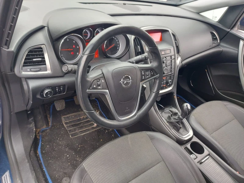 Opel Astra 1.7CDTI COSMO, снимка 6 - Автомобили и джипове - 49179665