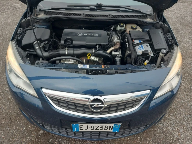 Opel Astra 1.7CDTI COSMO, снимка 12 - Автомобили и джипове - 49179665