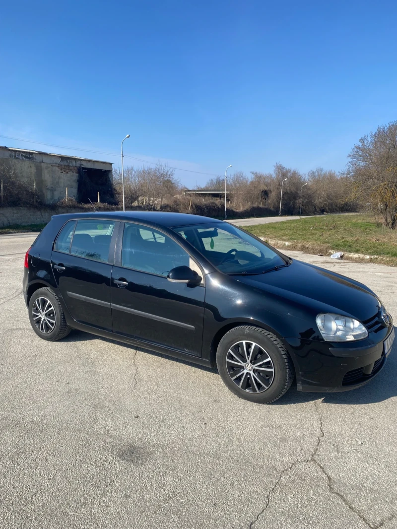 VW Golf 1.6 102 к.с., снимка 2 - Автомобили и джипове - 49392100