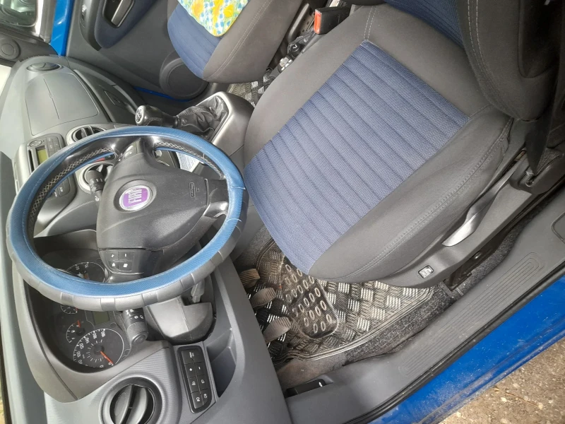 Fiat Qubo 1.3 M-jet, снимка 2 - Автомобили и джипове - 52405799