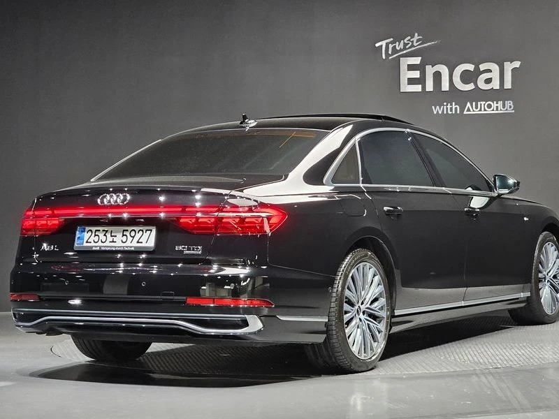 Audi A8 3.0 DMG Automatic, снимка 2 - Автомобили и джипове - 55450954