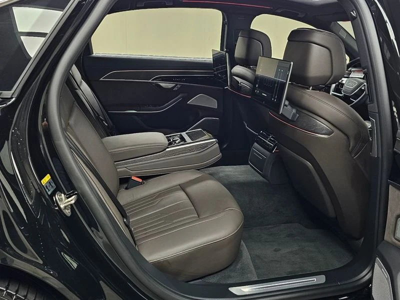 Audi A8 3.0 DMG Automatic, снимка 15 - Автомобили и джипове - 55450954