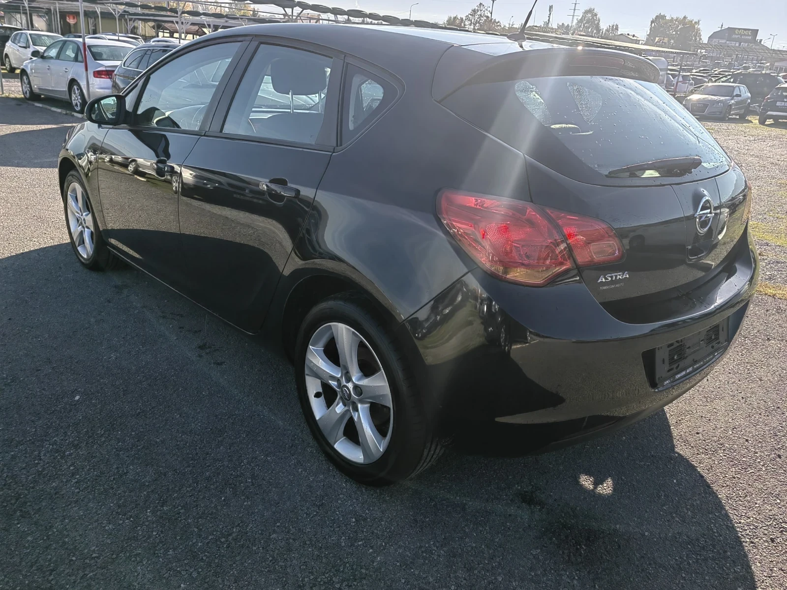 Opel Astra 1.4 i - изображение 4