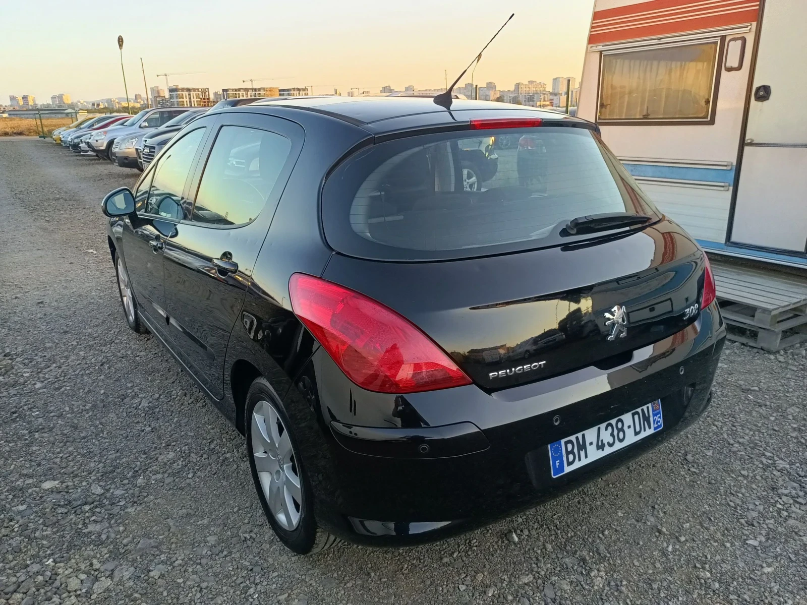 Peugeot 308 1, 6 HDi PREMIUM  - изображение 5