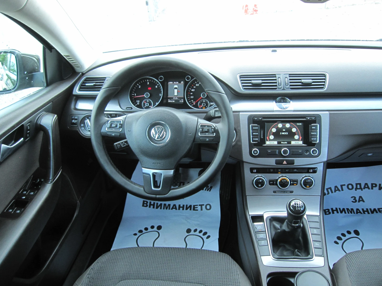 VW Passat 1, 6-TDI - изображение 7