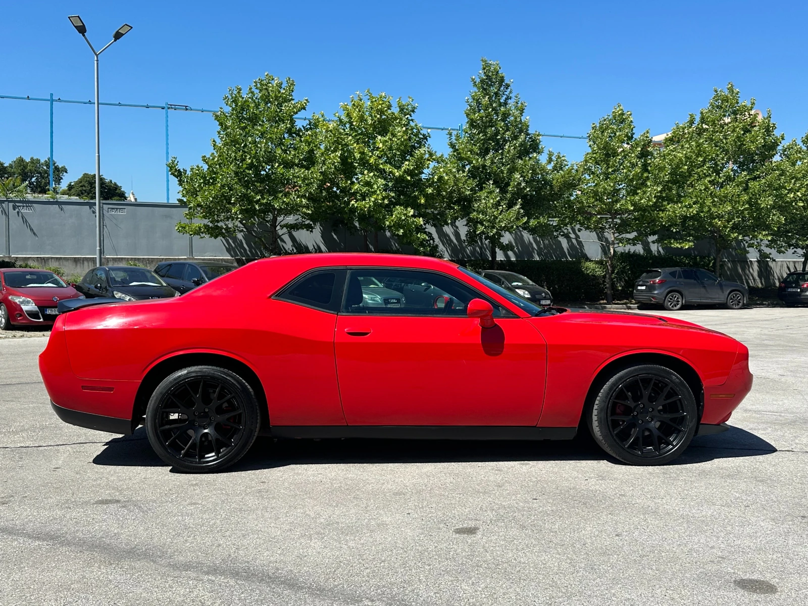 Dodge Challenger 3.6i 309кс 2020г - изображение 5