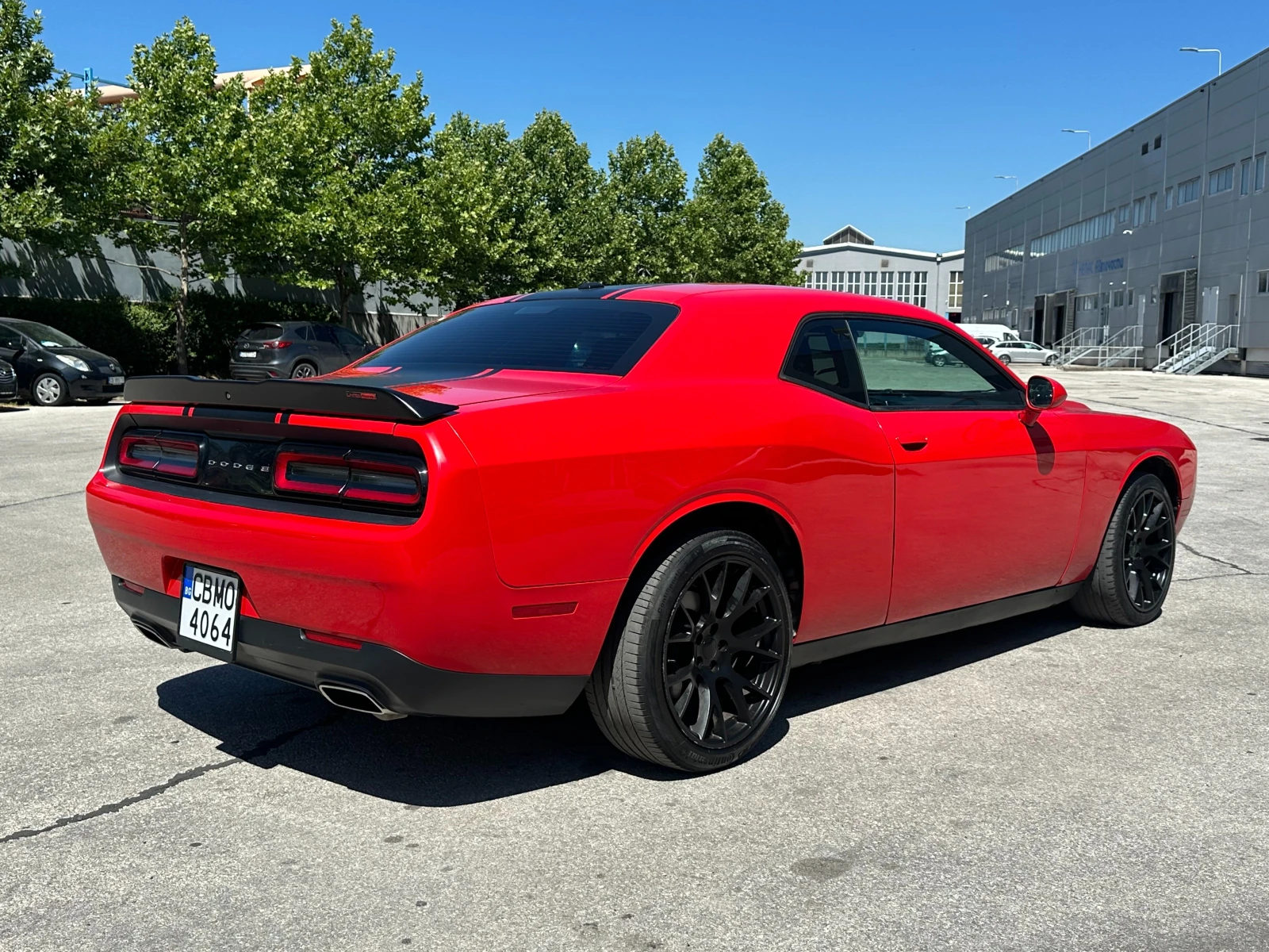 Dodge Challenger 3.6i 309кс 2020г - изображение 4