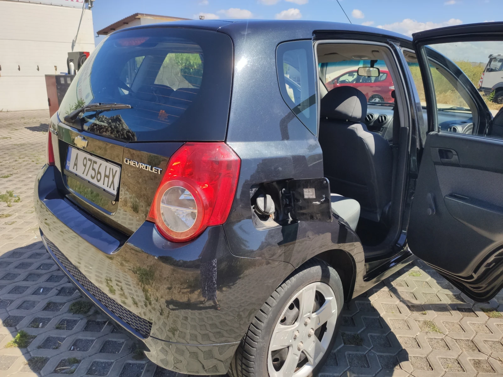Chevrolet Aveo  - изображение 5