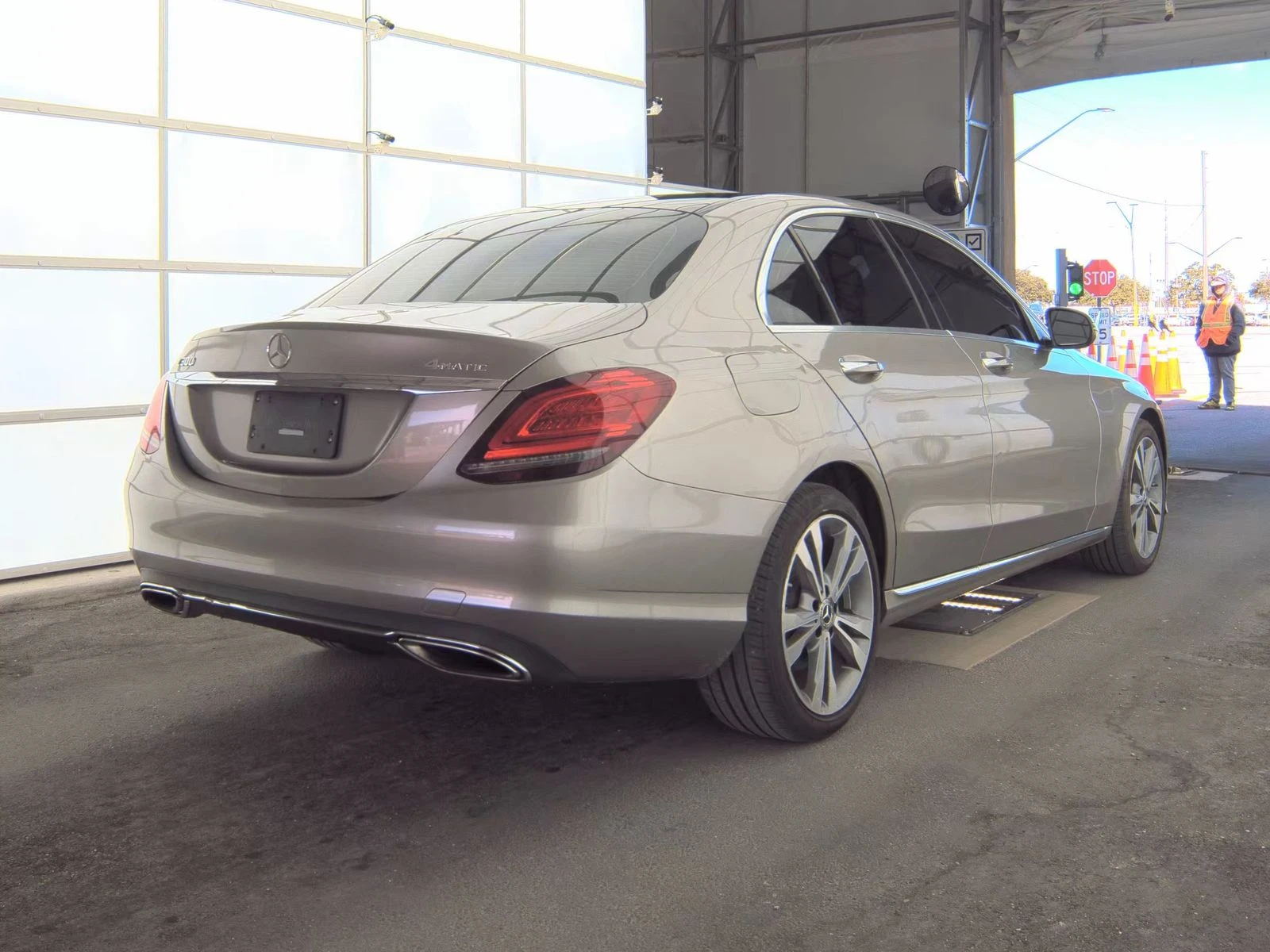Mercedes-Benz C 300 Premium* 4matic* ПОДГРЕВ* KEYLESS* BURMERSTER - изображение 3