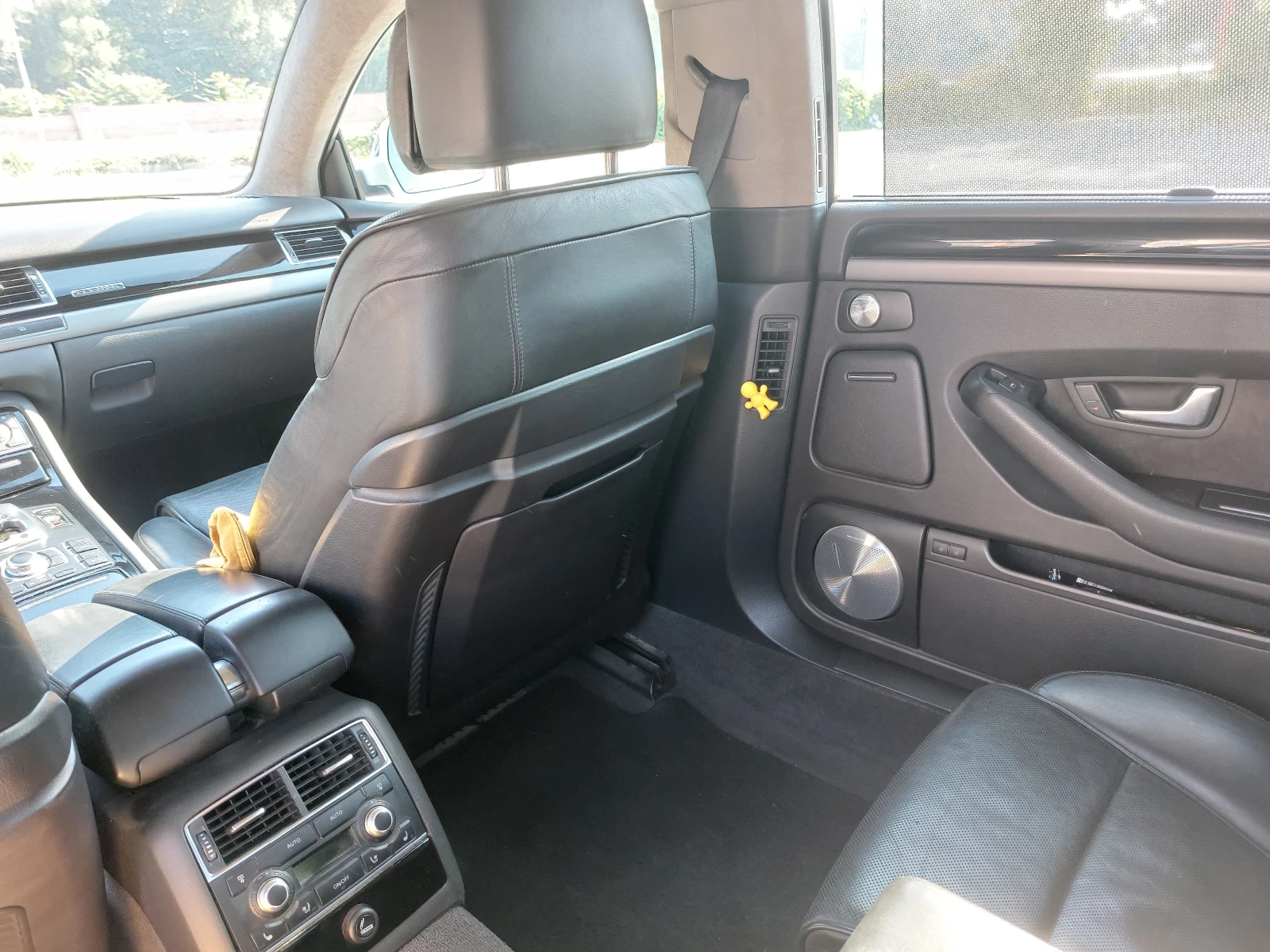 Audi A8 L 4.2 + LPG - изображение 9