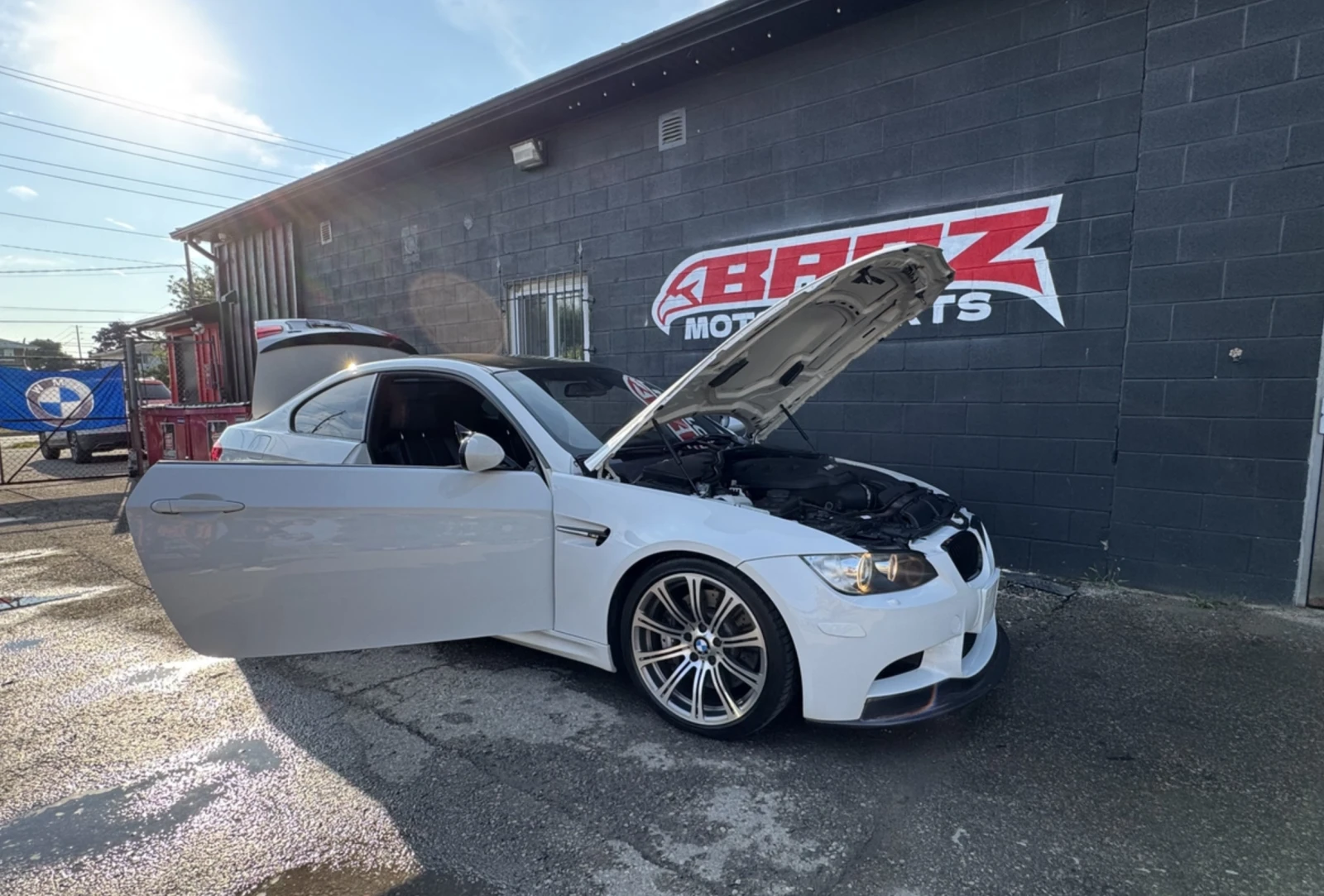 BMW M3 Carbon roof - изображение 2