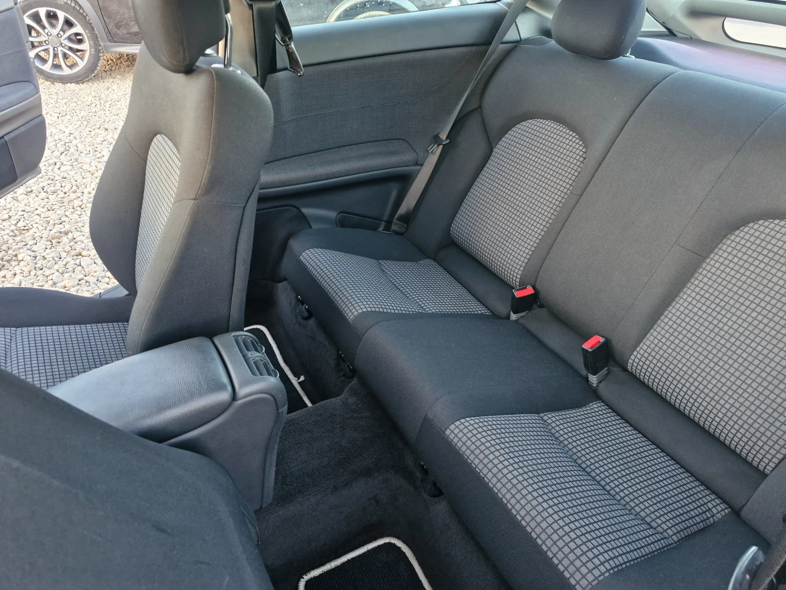 Mercedes-Benz C 180 * 143* AC* PDC* XENON* FACE* AUT, снимка 10 - Автомобили и джипове - 53787378