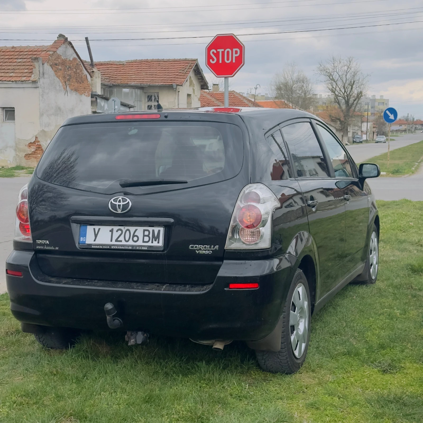 Toyota Corolla verso, снимка 3 - Автомобили и джипове - 53905727