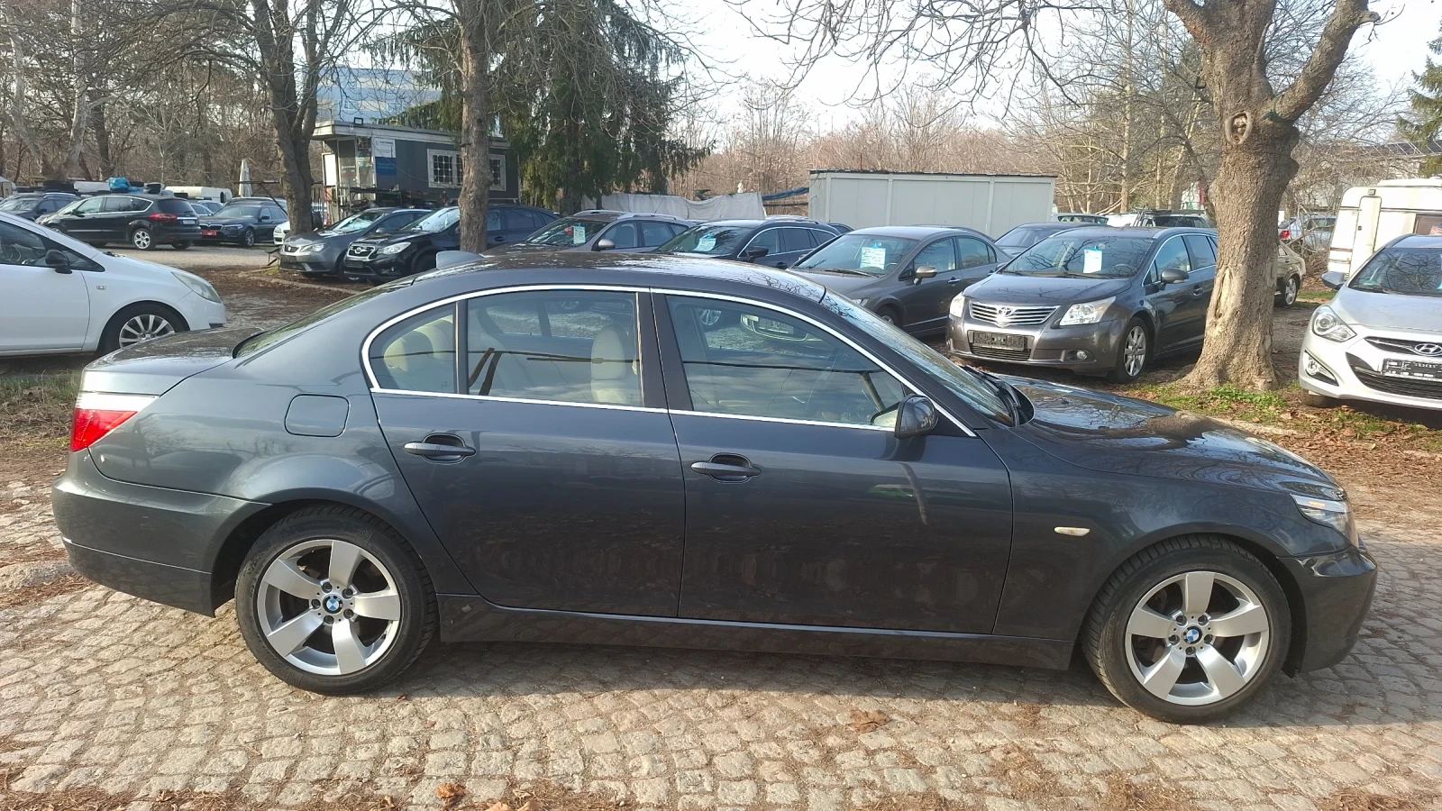 BMW 530 530Xdrive/235КС/Автоматик/Кожа/Нави, снимка 7 - Автомобили и джипове - 53987511