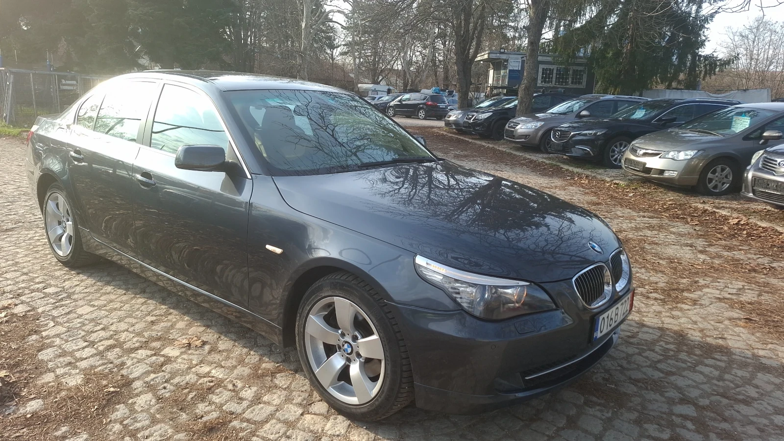 BMW 530 530Xdrive/235КС/Автоматик/Кожа/Нави, снимка 8 - Автомобили и джипове - 53987511