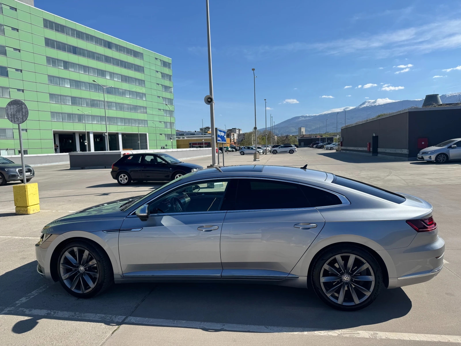 VW Arteon 4x4, 190кс, TDI, DSG, 107x KM, снимка 3 - Автомобили и джипове - 54312656