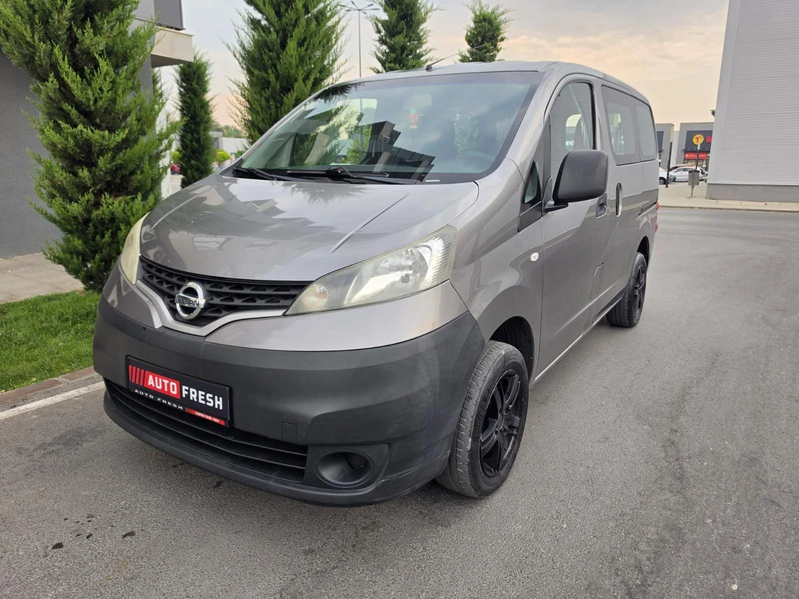 Nissan e-NV200 7 �����, ��������  | Mobile.bg � ����������� 2