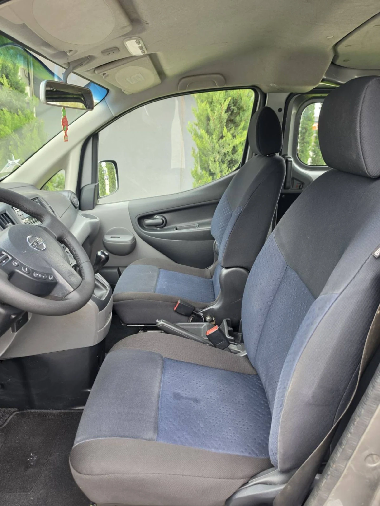 Nissan e-NV200 7 места, климатик , снимка 8 - Автомобили и джипове - 54352793