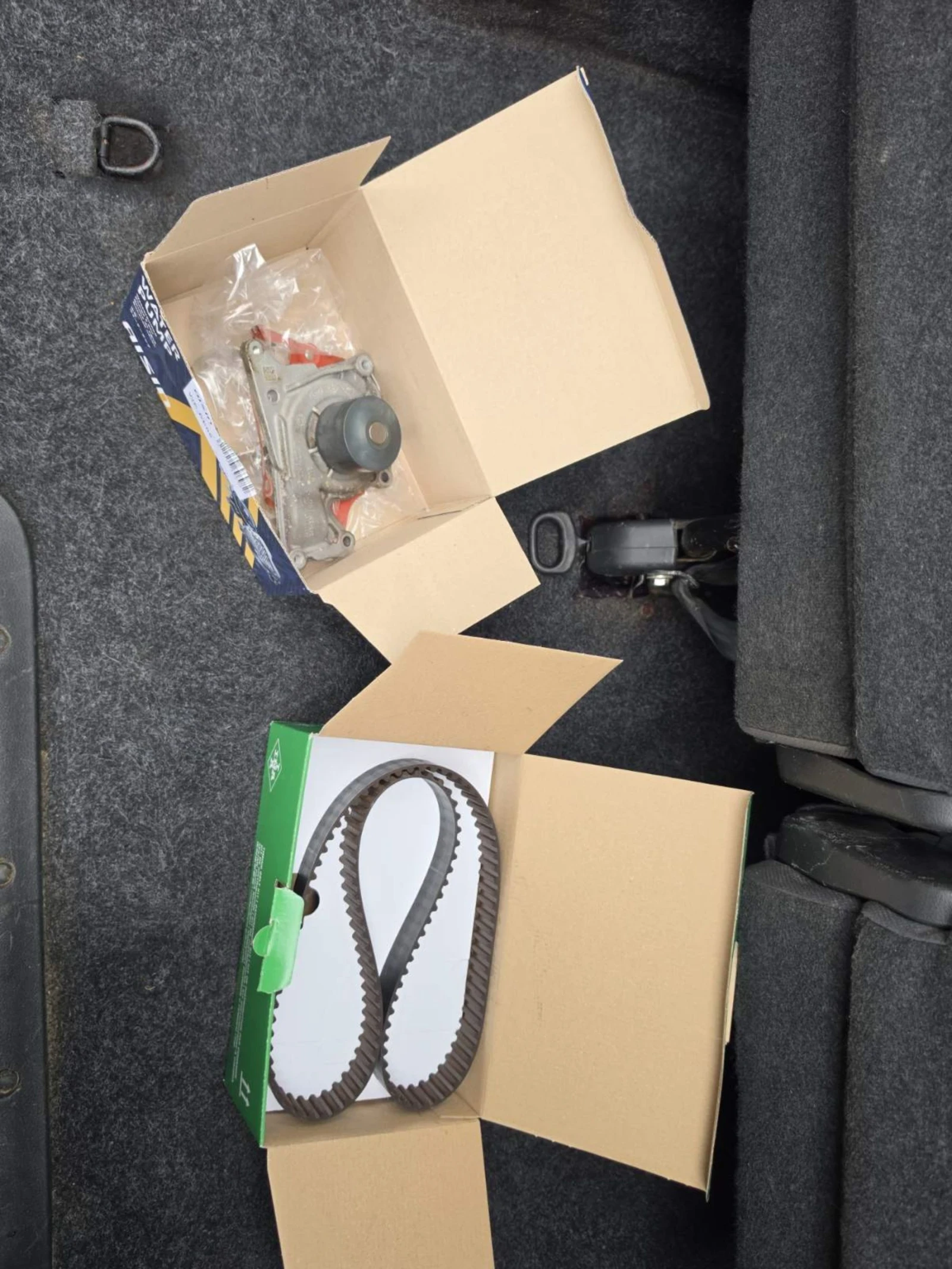 Nissan e-NV200 7 места, климатик , снимка 7 - Автомобили и джипове - 54352793