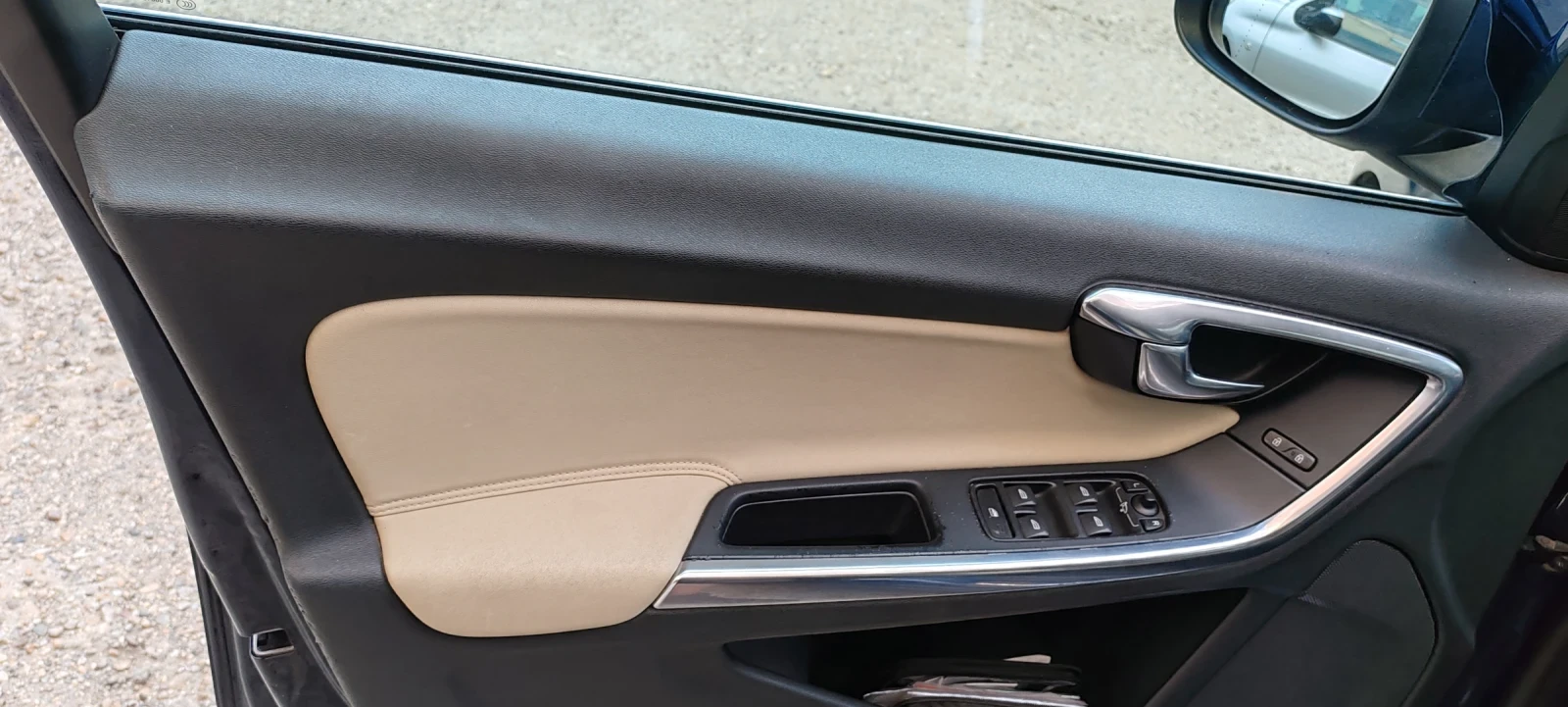 Volvo V60, снимка 10 - Автомобили и джипове - 55783283