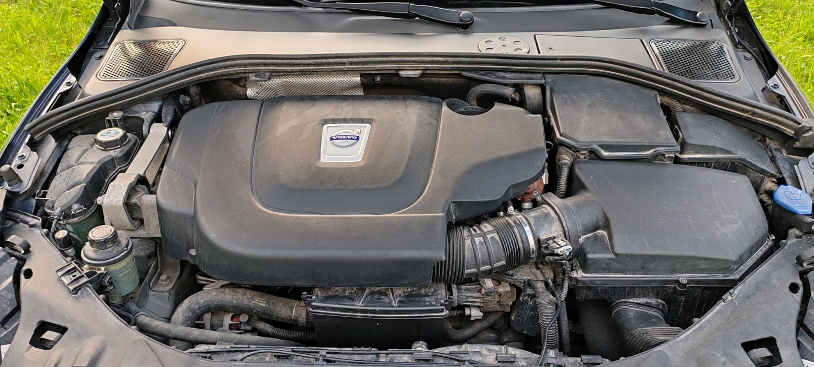Volvo V60, снимка 13 - Автомобили и джипове - 55783283