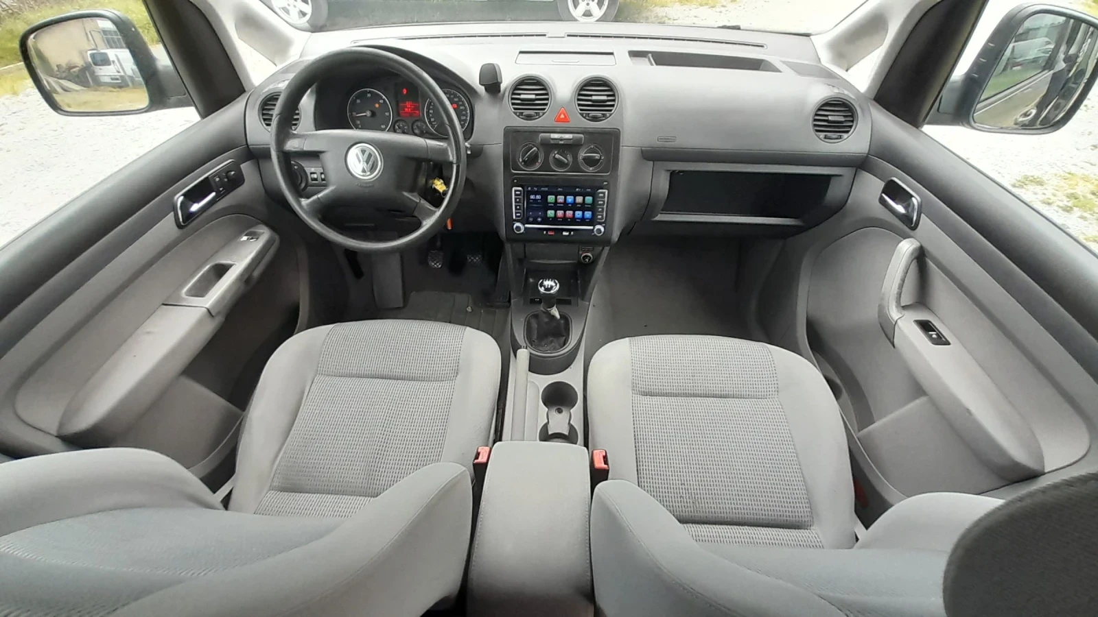 VW Caddy 1.9TDI 105kc Klima Navi , снимка 8 - Автомобили и джипове - 54488849