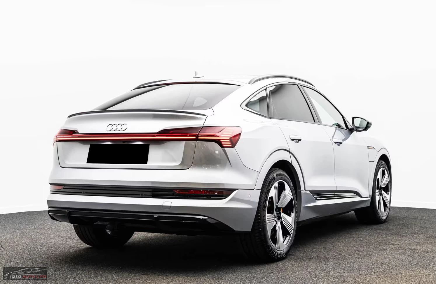 Audi E-Tron 55/SPORTBACK/2X-SLINE/BLACKOPT/360/B&O/PANO/407z | Mobile.bg � ����������� 7