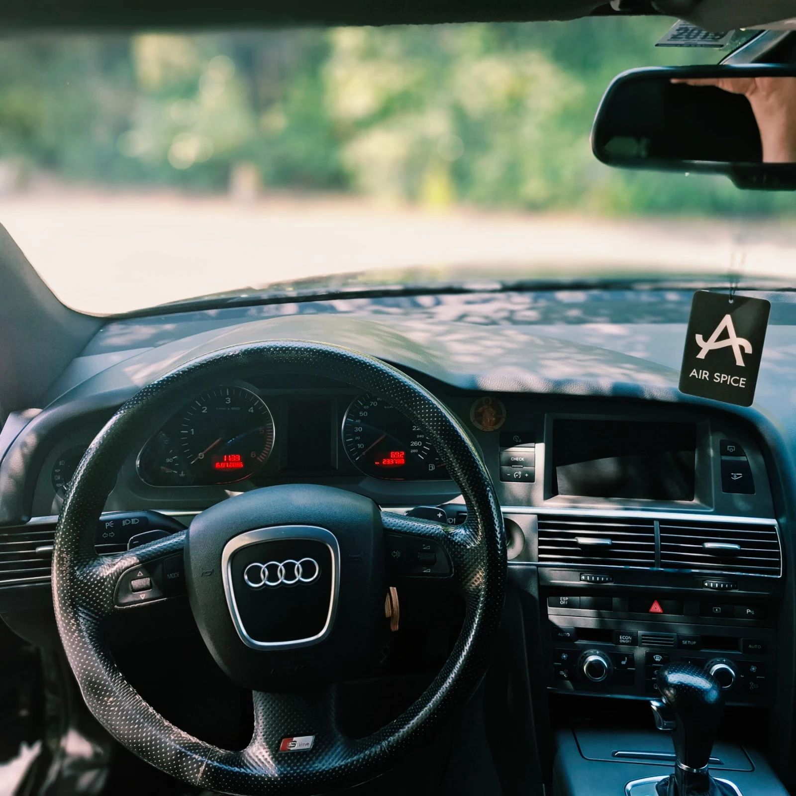 Audi A6 3.0 TDI  S-LINE, снимка 11 - Автомобили и джипове - 55173324