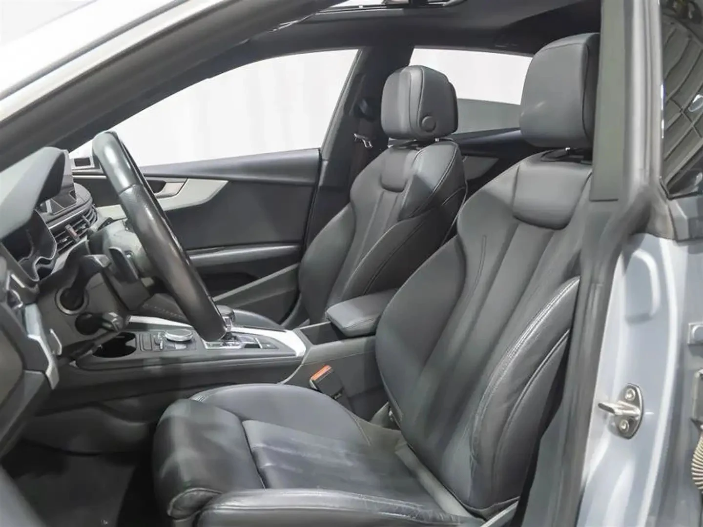 Audi A5 TECHNIK S LINE ЦЕНА ДО БЪЛГАРИЯ АВТОКРЕДИТ, снимка 8 - Автомобили и джипове - 55503926