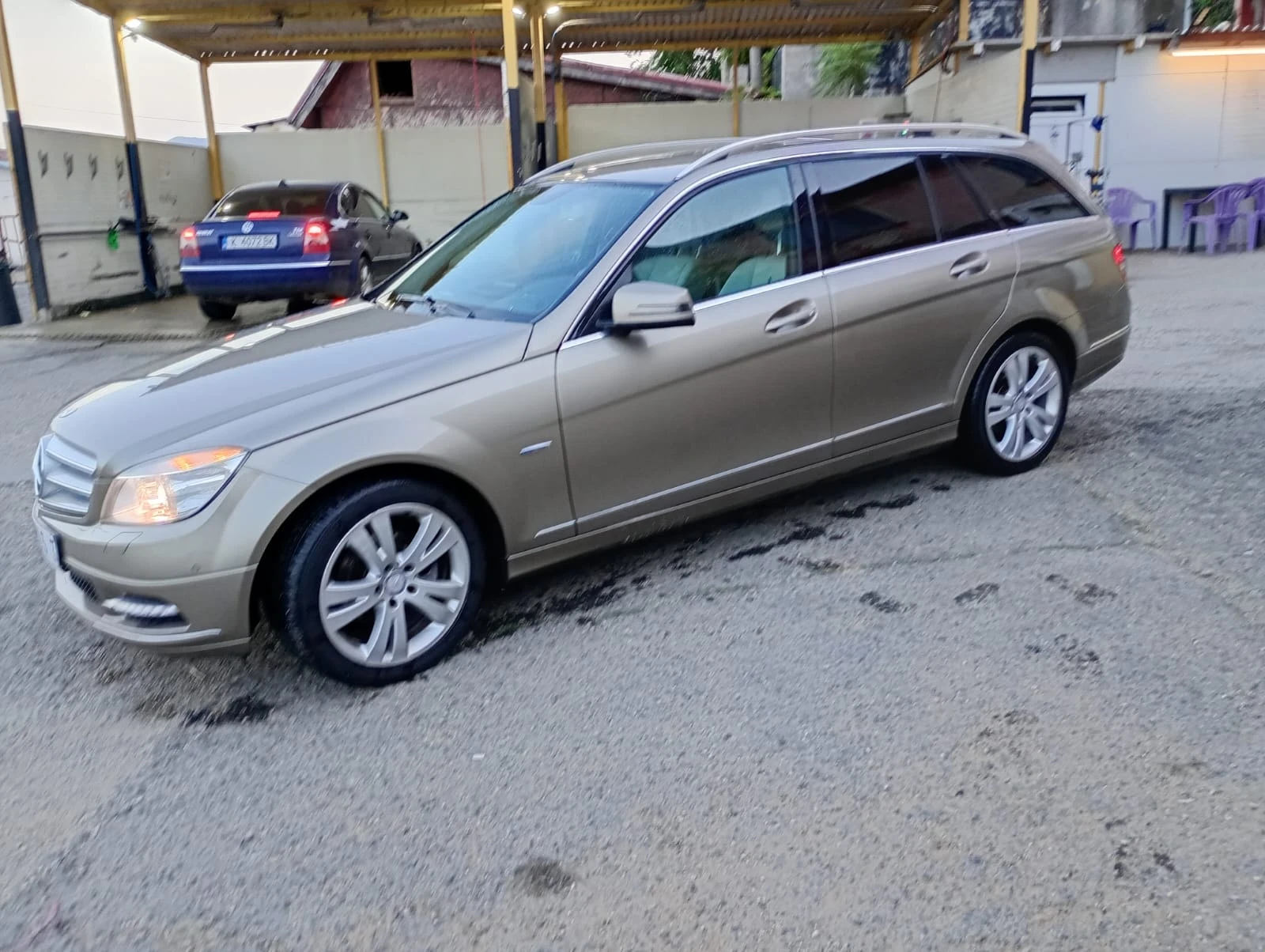 Mercedes-Benz C 200, снимка 2 - Автомобили и джипове - 55848493