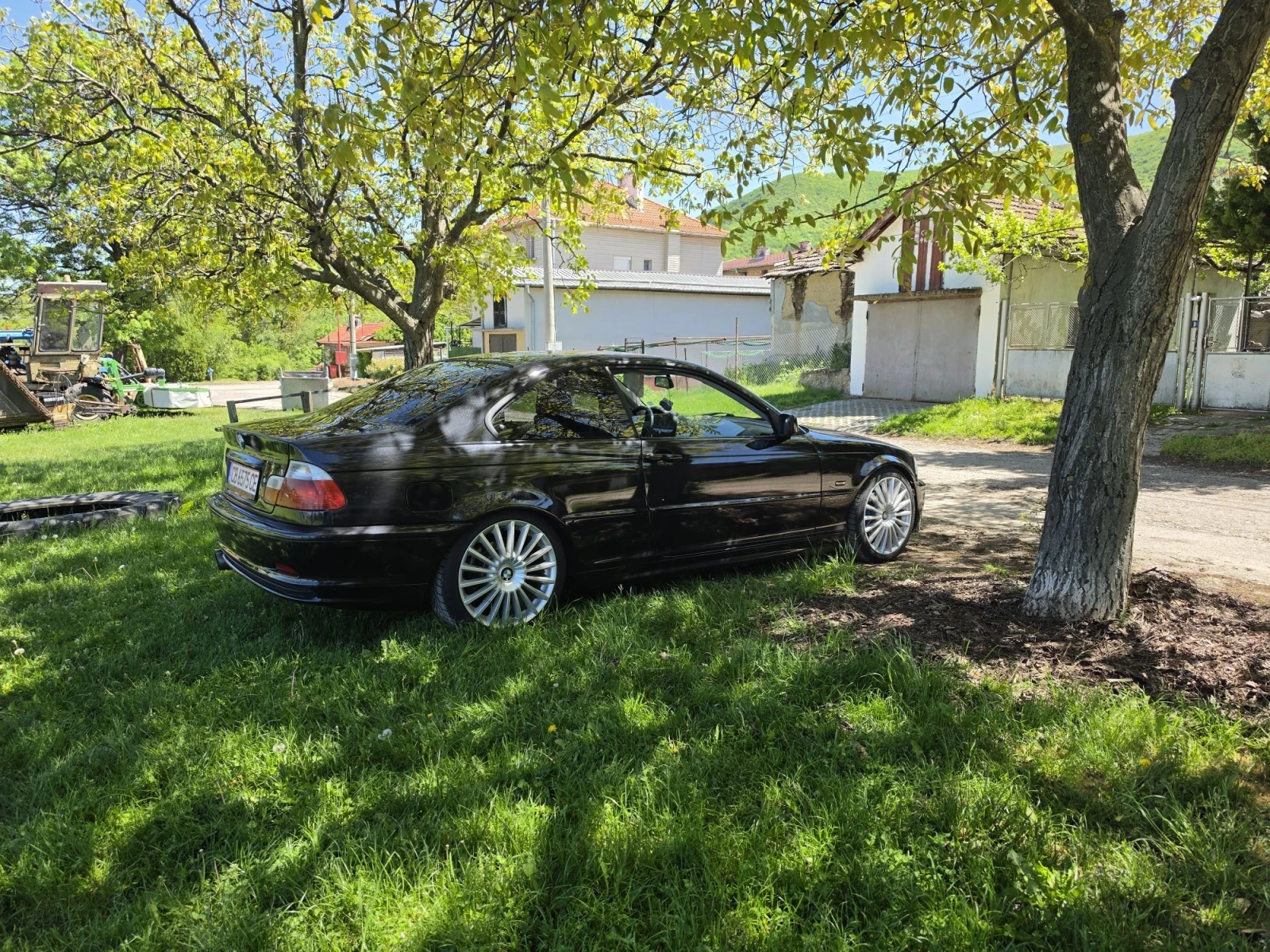 BMW 318, снимка 16 - Автомобили и джипове - 56466644