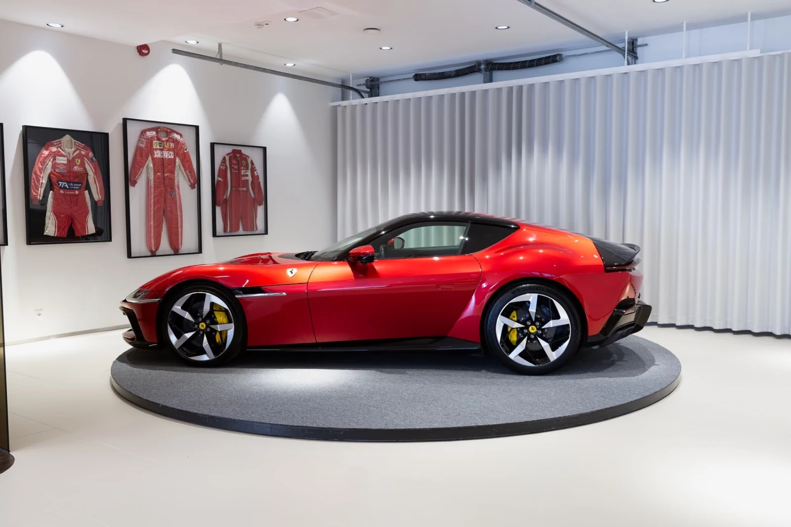 Ferrari 12 Cilindri DAYTONA RACING/BURMESTER/360/ROSSO IMOLA/PANO/LIFT | Mobile.bg � ����������� 2