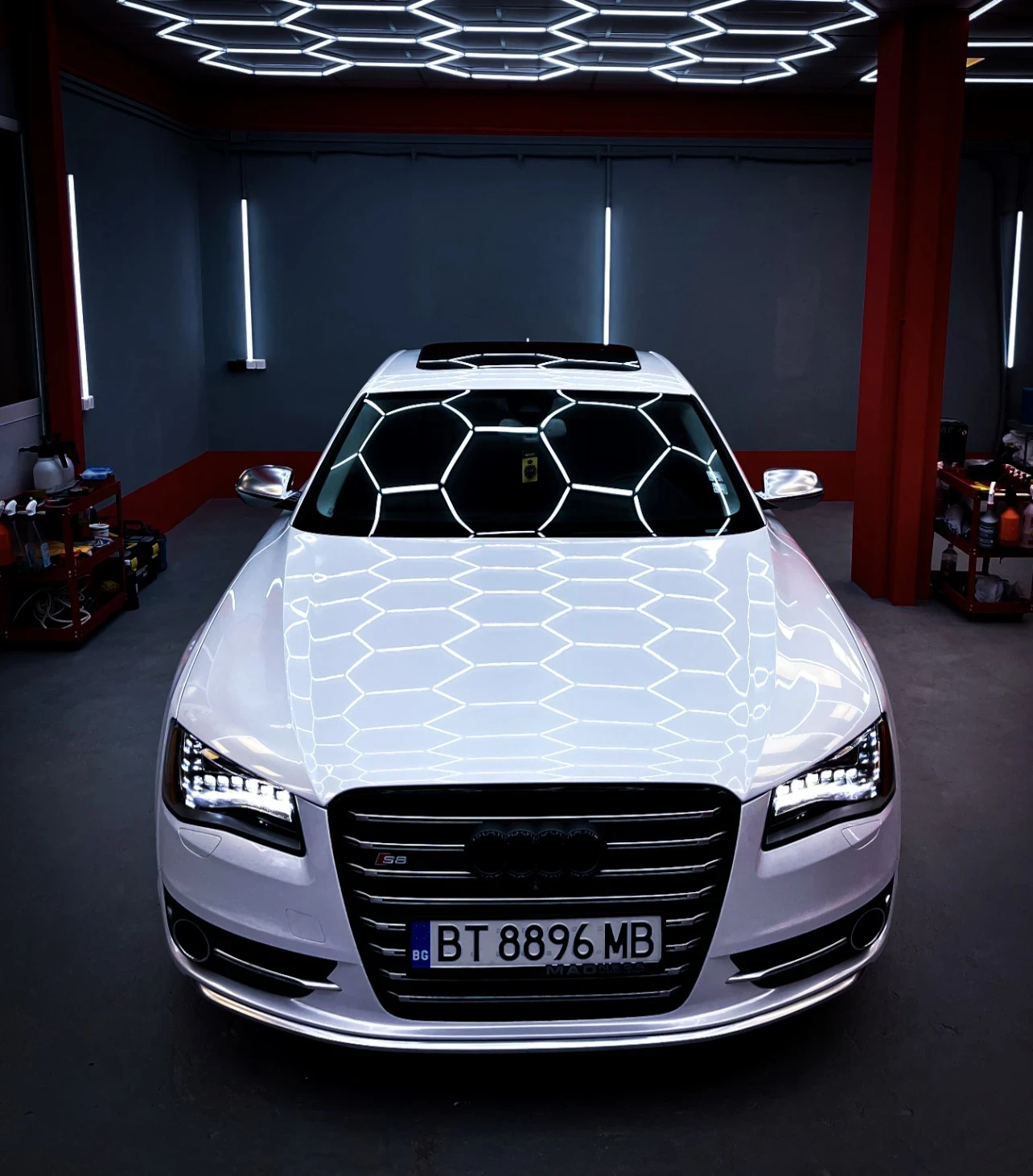 Audi S8