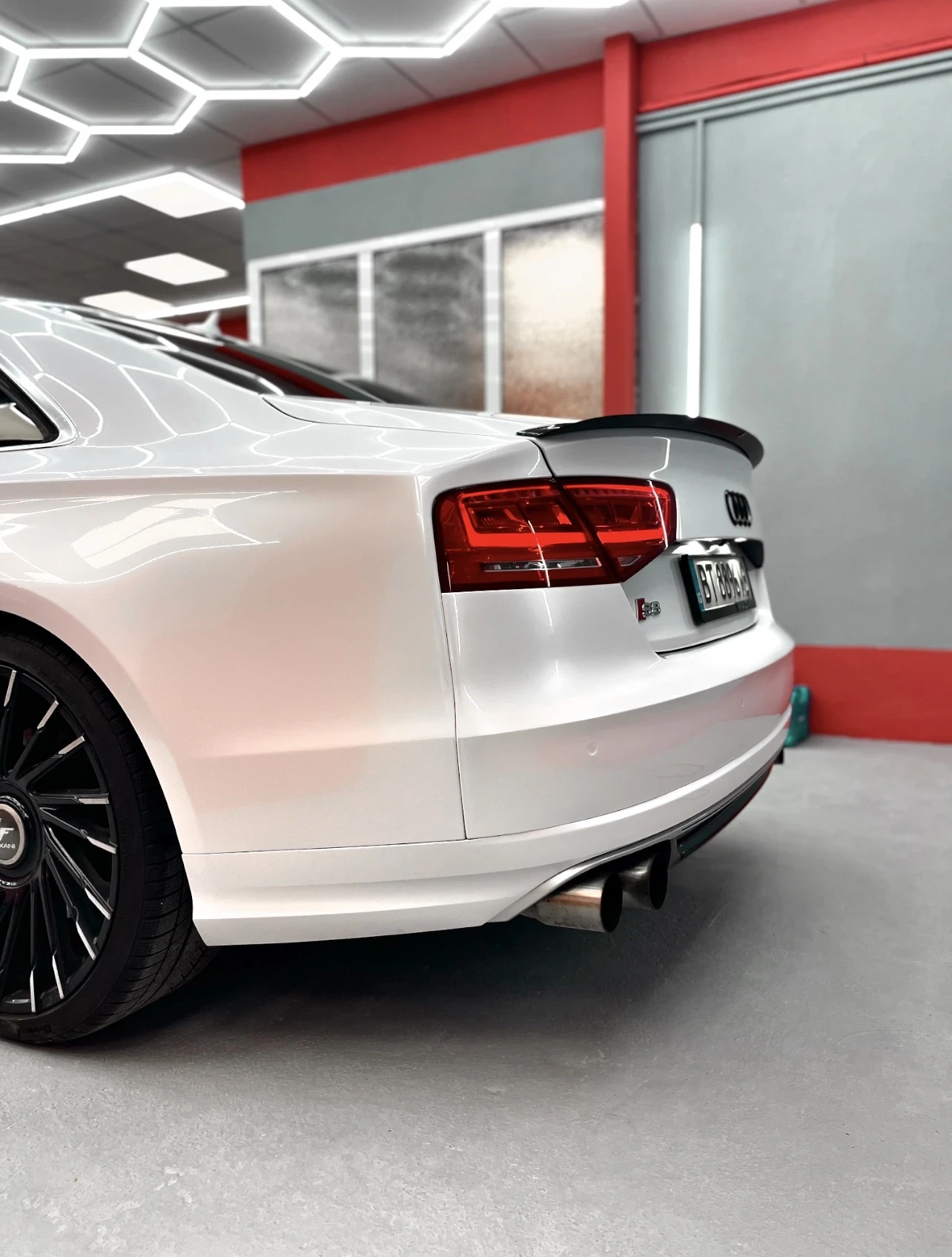 Audi S8, снимка 6 - Автомобили и джипове - 56718367