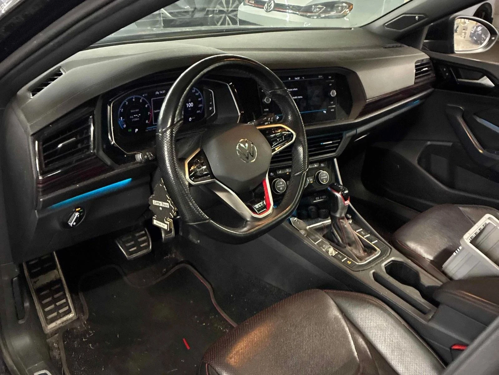 VW Jetta, снимка 7 - Автомобили и джипове - 56727473
