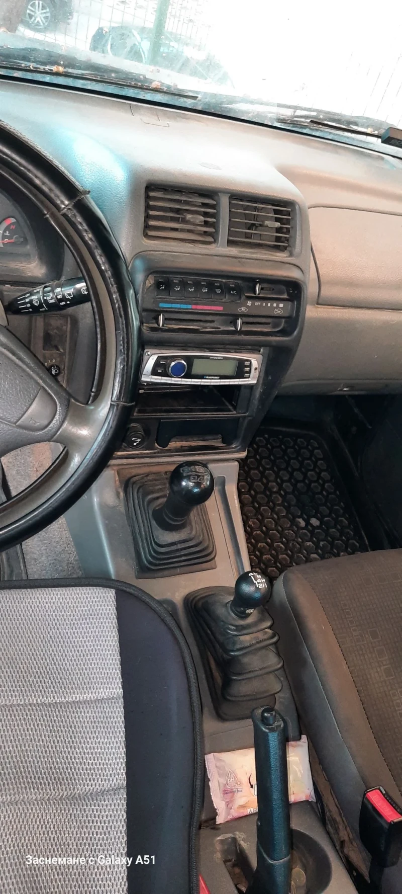 Suzuki Vitara Santana, снимка 4 - Автомобили и джипове - 51830686