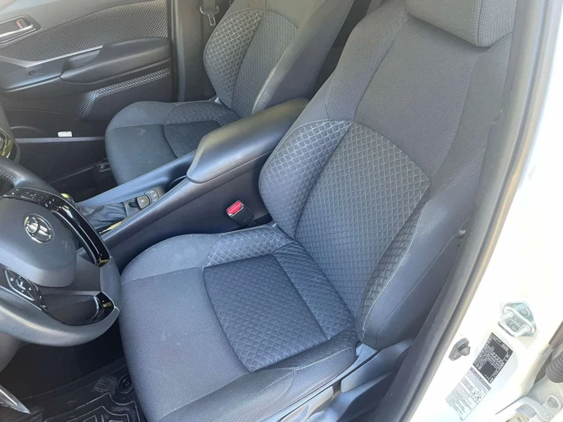 Toyota C-HR, снимка 8 - Автомобили и джипове - 52239269