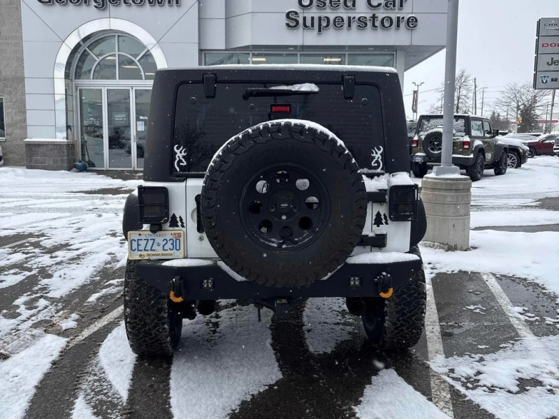 Jeep Wrangler * Sport * CARFAX * БЕЗ ПЪРВОНАЧАЛНА ВНОСКА, снимка 4 - Автомобили и джипове - 52959425