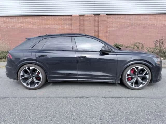 Audi RSQ8 4.0 TFSI * ДИСТРОНИК* 360 КАМЕРА* ОБДУХВАНЕ* ПАНОР, снимка 5 - Автомобили и джипове - 54034370